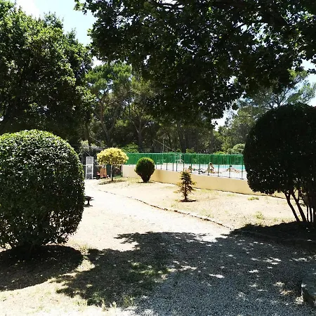 Holiday park Camping Les Arbouses Mobil 6 A 8 Personnes Climatise Barbecue Terrasse *