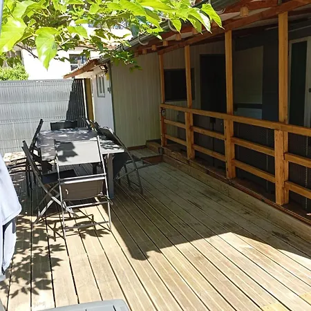Camping Les Arbouses Mobil 6 A 8 Personnes Climatise Barbecue Terrasse * Le Castellet (Var)